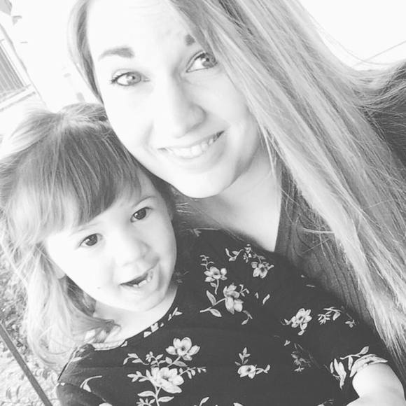 Meet your Posher, Megan - Picture 1 of 1